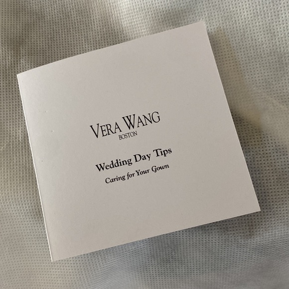 New Price!! Vera Wang Wedding Dress. Excellent condition. Worn once. Size 6. - Picture 12 of 14